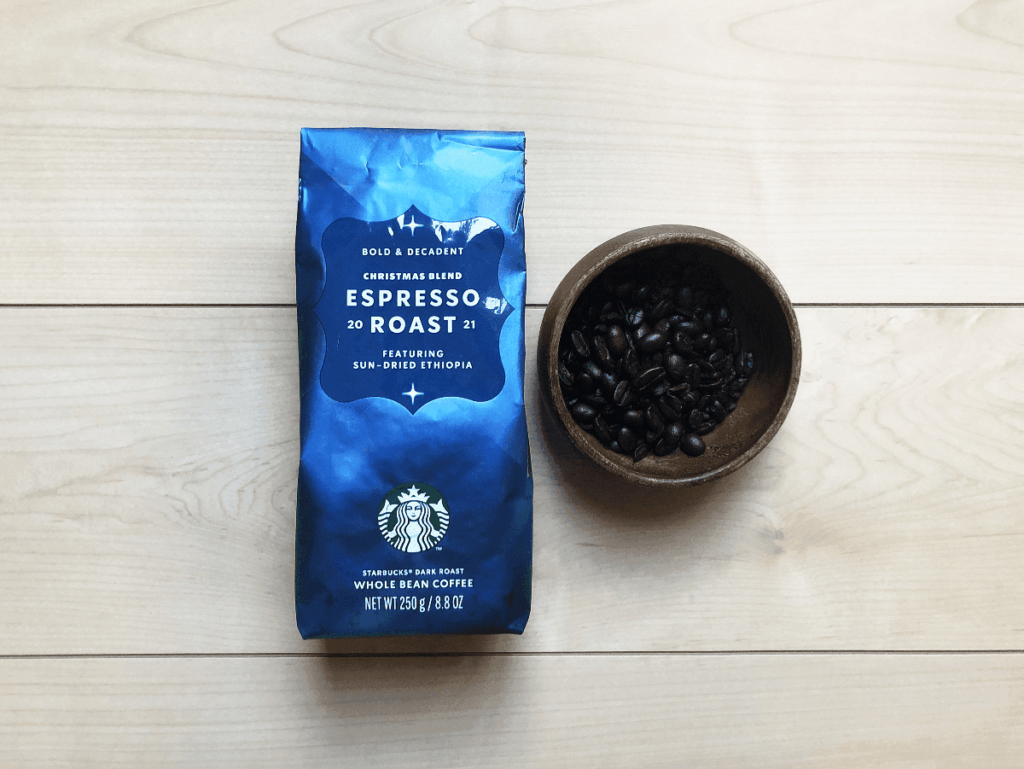 スターバックス クリスマスブレンド エスプレッソ ロースト 2021年 パッケージ 表面 季節限定